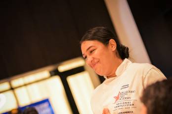 La colonense Gabriela Sarmiento cautivó a los jurados en cada paso de la competencia culinaria.