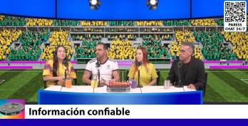 Captura de video cedido por Reckitt- SICO que muestra al comentarista Enrique Garay (d), la psicóloga colombiana Leidy Montoya (c-d), el doctor Juan Antonio Rodríguez (c-i), y la psicóloga brasileña Eliane Marcia Tormes, hablando durante el programa el entrenamiento de salud sexual realizado por la alianza SICOnfío a través de la campaña regional “Que no te metan gol”.