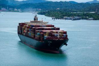 Los neopanamax se refiere a buques que superan las dimensiones máximas permitidas para transitar por las esclusas originales, conocidas como panamax.