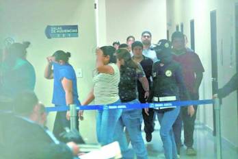 Ciudad de Panamá 20 de Octubre del 2026- Casos de Diplomas falsos en el Meduca llegan al sistema Penal Acusatorio en plaza Ágora en total son 23 docentes involucrados La Estrella Luis García