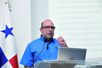 El defensor del Pueblo, Eduardo Leblanc, presentó el informe.
