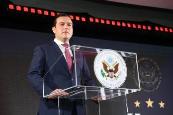 Uno de los ejes del discurso fue el valor estratégico del Canal de Panamá, obra que calificó como “una maravilla de la ingeniería” nacida de la innovación estadounidense en conjunto con el territorio panameño.