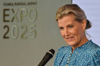 La duquesa de Edimburgo inició su gira por Sudamérica y Centroamérica.