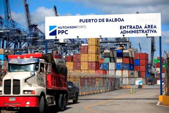 Panama Ports Company, subsidiaria de CK Hutchison Holdings, administra los puertos de Balboa y Cristóbal desde 1997.
