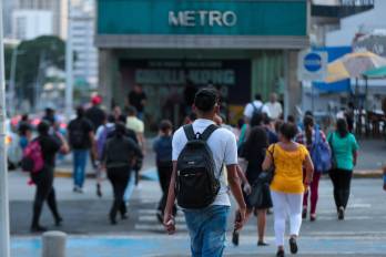 El índice muestra avances parciales, aunque la percepción del consumidor sigue en niveles de desconfianza.