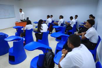 Panamá busca convertirse en el primer país de la región en lograr que el 100% de sus escuelas cuenten con conexión.