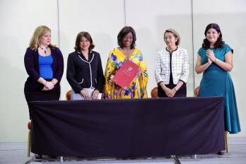 Representantes del sector educativo, empresarial y académico participaron en el taller “Punto de Partida”, una iniciativa del Meduca para rediseñar el currículo escolar panameño.
