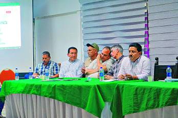 Reunión de los integrantes de la Cadena Agroalimentaria de Arroz en Santiago, Veraguas.