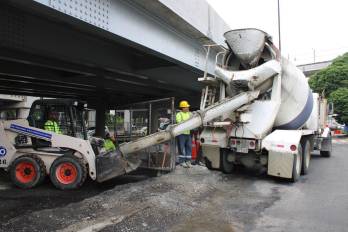 En septiembre de 2024, el Ministerio de Obras Públicas (MOP) desarrolló trabajos de rehabilitación del puente vehicular de San Miguelito.