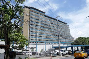 Complejo hospitalario del Seguro, ubicado en la Transistmica.