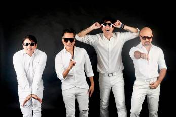 Los Rabanes obtuvieron reconocimiento internacional por su habilidad de mezclar el rock con otros ritmos como el ska o el reggae.