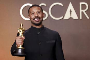Michael B. Jordan, ganador del “Best Actor Award” por 'Sinners'