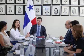 En el encuentro con la ICCO estuvo el vicecanciller, Carlos Hoyos, y la viceministra de Comercio Exterior, Astrid Ábrego.