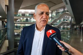 El diputado Luis Eduardo Camacho afirmó que la Asamblea debe resolver cuanto antes la integración de las comisiones permanentes, incluso mediante votación.