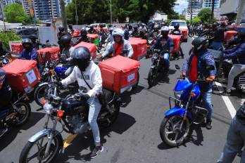 Comercios en Panamá retoman el control de sus entregas ante crisis de logística con PedidosYa.