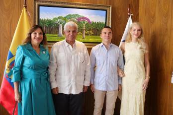 El acto protocolar se celebró en la Gobernación del Guayas.