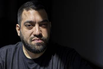 Ramón Centeno posa durante una entrevista con EFE este jueves, en Caracas (Venezuela). EFE/ Miguel Gutierrez