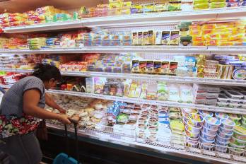El Gobierno Nacional está evitando que la producción del sector lechero se vea afectada.