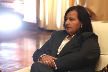 El diálogo entre el presidente de la Asamblea Nacional, Jorge Rodríguez, y Dinorah Figuera, dirigente opositora designada como emisaria para participar en las negociaciones.