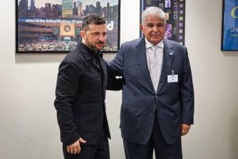 El presidente Mulino pidió a Zelensky que promueva la adhesión de Ucrania al tratado de neutralidad del Canal de Panamá.