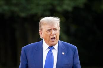 “No estoy contento con Israel”, dijo Trump hoy en la mañana tras expresar ayer el supuesto alto al fuego entre Irán y el gobierno de Netanyahu. “No me gustaron muchas cosas que vi ayer”.