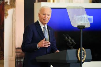 Fotografía de archivo del 11 de diciembre de 2024 del entonces presidente de Estados Unidos, Joe Biden, hablando en la Casa Blanca en Washington (EE.UU.).