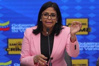 Fotografía de archivo de la vicepresidenta ejecutiva de Venezuela, Delcy Rodríguez, durante una rueda de prensa, en Caracas (Venezuela).