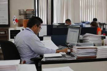 Meduca, Minsa y Mingob concentran 3,300 de los nuevos funcionarios incorporados al Estado entre julio de 2025 y julio de 2026.
