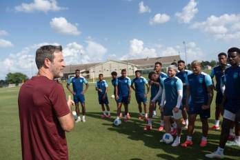 El seleccionado nacional previo a un entrenamiento.
