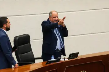 Herrera defendió el potencial económico del uso de bioetanol.