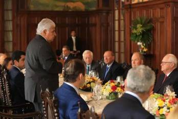 Mulino se reúne con la Junta Asesora Internacional y la Junta Directiva de la ACP.