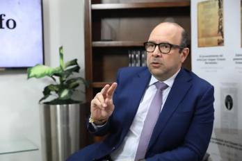 Leblanc, anunció que retiró su candidatura para aspirar a la reelección en el período 2026-2031.