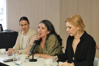 La sesión estuvo encabezada por María Eugenia de la Peña, especialista líder de Agua y Saneamiento del BID en Panamá, junto a Gloria Lugo, representante país del Grupo BID.