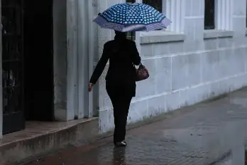 En cuanto a las temperaturas, durante la tarde gran parte del país registrará máximas entre 23 °C y 25 °C.