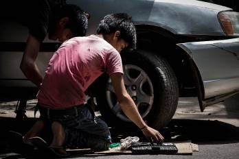 La industria, incluidas la minería y la fabricación se encuentra entre los sectores con más presencia de trabajo infantil.