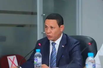 Uno de los episodios más llamativos de Brands ocurrió cuando el gobierno de Estados Unidos lo declaró inadmisible para ingresar a su territorio.