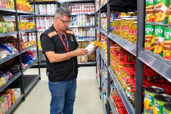 La Acodeco ha inspeccionado 1,345 agentes económicos en lo que va del año y ha detectado 8,652 productos vencidos, los cuales fueron retirados de la venta para evitar que llegaran a los consumidores.