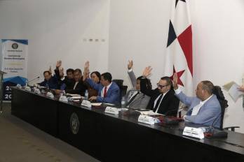 Subcomisión analizará proyecto de ley que reforma la Ley de Descentralización