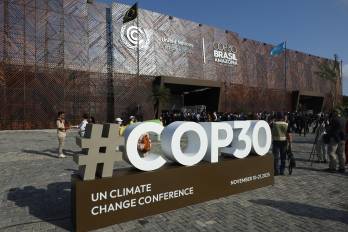 La trigésima cumbre climática de la ONU (COP30) empieza oficialmente este lunes en la ciudad de Belém, en la Amazonía brasileña, con una larga lista de tareas pendientes y la misión de poner freno a la creciente ola de negacionismo. EFE/ Antonio Lacerda