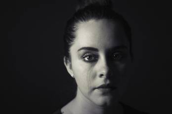 El costo de escapar de la violencia doméstica