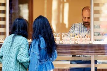 La confianza del consumidor está siendo afectada dado a las dificultades económicas que enfrentan más de la mitad de los encuestados.