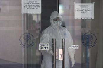 Fotografía de archivo de una persona en el Centro Médico Naval en Ciudad de México.
