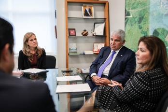El WEF reconoció los esfuerzos de Mulino por consolidar a Panamá como hub de inversión.