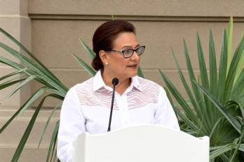 Ilya Espino de Marotta asumió este lunes 7 de septiembre como la primera mujer en dirigir el Canal de Panamá, tras 41 años de trayectoria institucional.