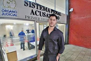 Uno de los citados fue el ex concursante de Calle 7 Jean Modelo.