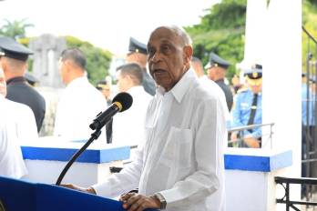 Durante el acto conmemorativo, Ahumada evocó los desafíos de la independencia y llamó a las nuevas generaciones a defender la historia y los valores que dieron origen a la nación panameña.