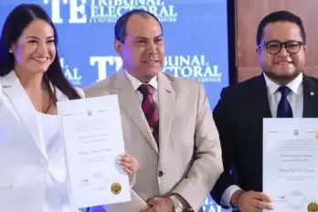 Stefany Peñalba, Alcaldesa de Arraiján, junto a su vicealcalde, Oliver Joel Ríos.