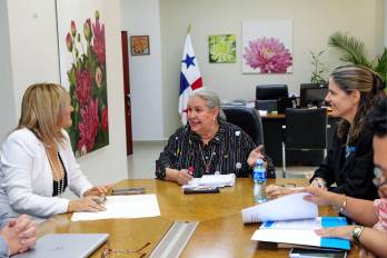 La ministra de Desarrollo Social, Beatriz Carles.