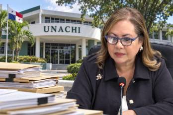 La directora Sheila de Arias aseguró que la universidad es la única institución que no ha cumplido totalmente las recomendaciones de la autoridad.