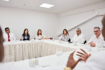 Mulino pidió a los representantes colonenses presentar formalmente sus proyectos para canalizar los recursos de forma ordenada.